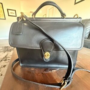 Coach Willis Vintage P-9927 Black Leather Top handle bag with Logo Tag